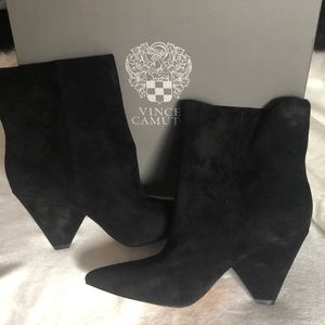 Vince Camuto, Color: Black